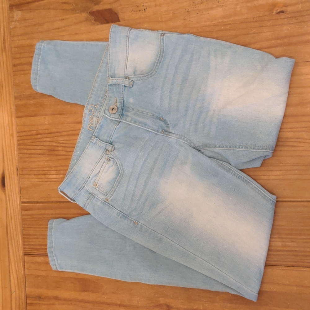Rue 21 Blue Light Wash Mid-Rise Jegging, Size 8R
